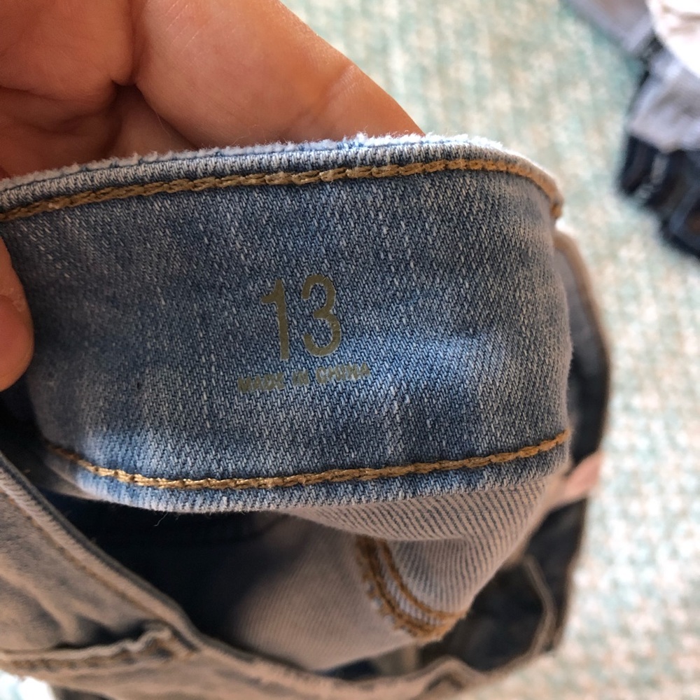 Jean Shorts - Picture 3 of 3